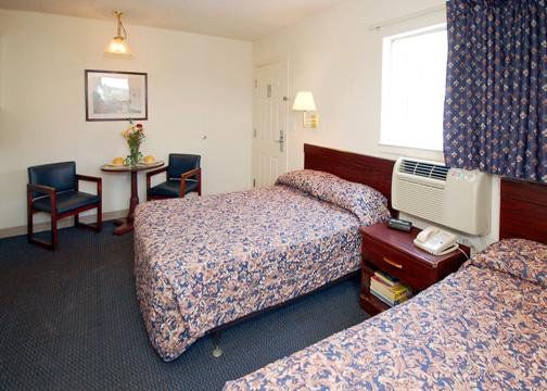 & - Motel